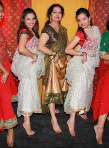 Girls ready to dance Bollywood in skirts